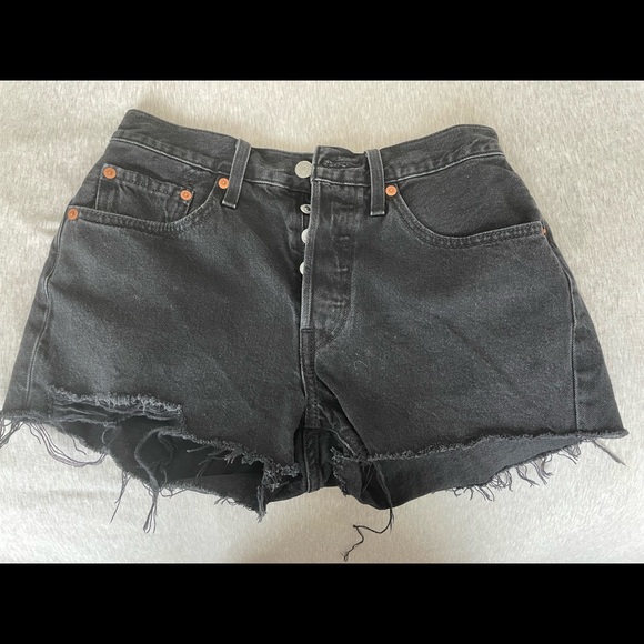 Levi’s Original 501 Shorts - Picture 1 of 2